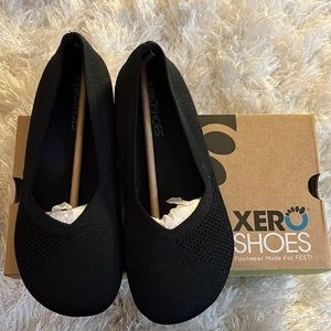 NIB Xero Phoenix Barefoot Shoes Black Flats 6